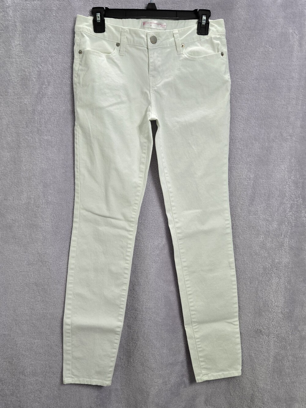 No Boundaries White Pants Size 9